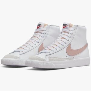Nike Women Blazer Mid 77 Sneakers. White and pink leather in a size 6